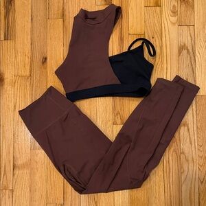 le ore Brown and Black Women's Leggings Set